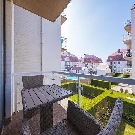 Flat In Belgium With Pool And Views, Cleaning Included Daire Middelkerke