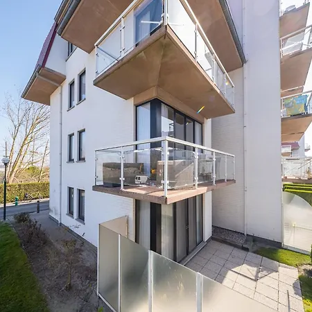 Flat In Belgium With Pool And Views, Cleaning Included Middelkerke